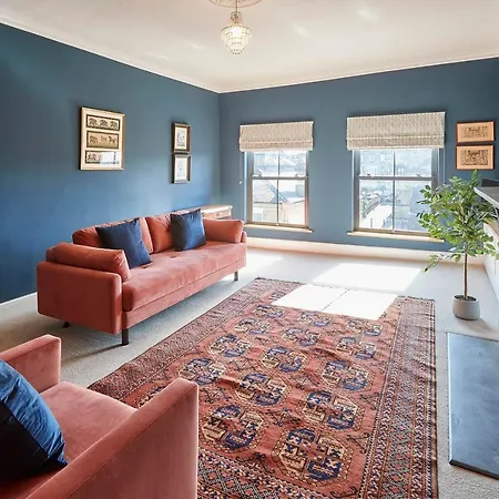 Host & - Milton Street Apartmán