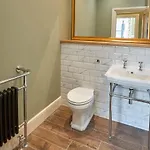 Host & - Milton Street Apartment Saltburn-by-the-Sea